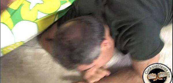  Black master cums all over cuckolds bald head